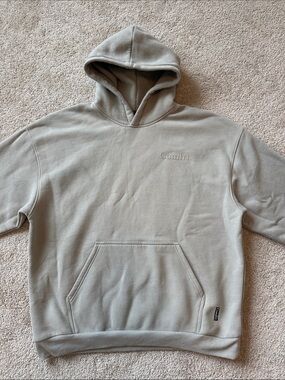 Comfort Minimalist Hoodie Mega in Cement Light Grey